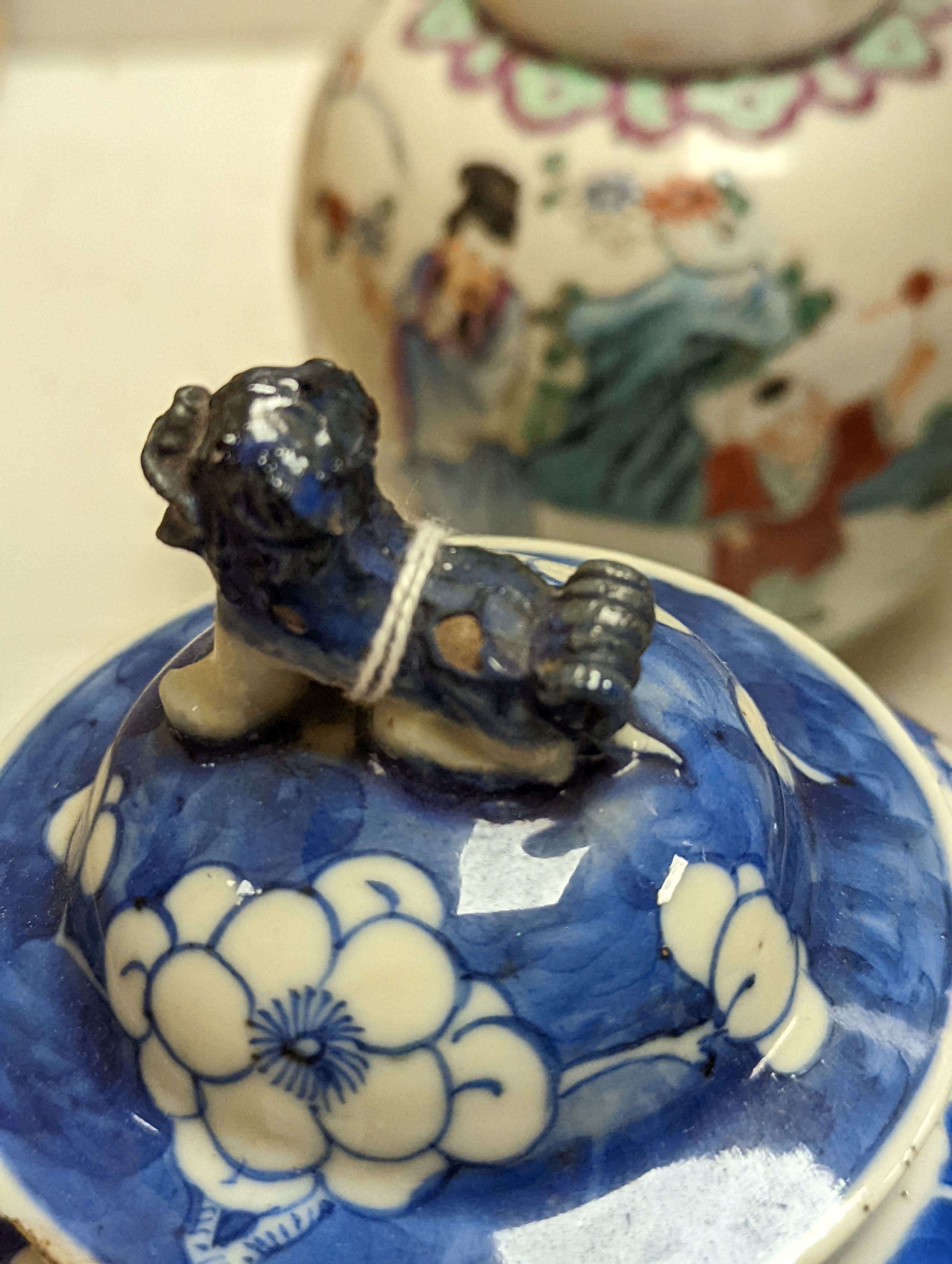 A Chinese famille rose ginger jar, a 19th century Chinese blue and white porcelain jar and cover, a blue and white cylinder vase, a small Chinese dish and orange glass vase (5)